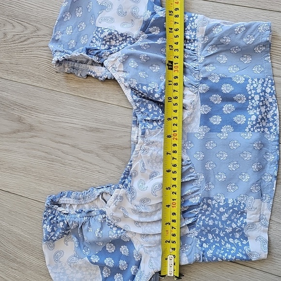 Hollister Coastal Cowgirl Patchwork Paisley Viscose Smocked Crop Top Small - Picture 5 of 12